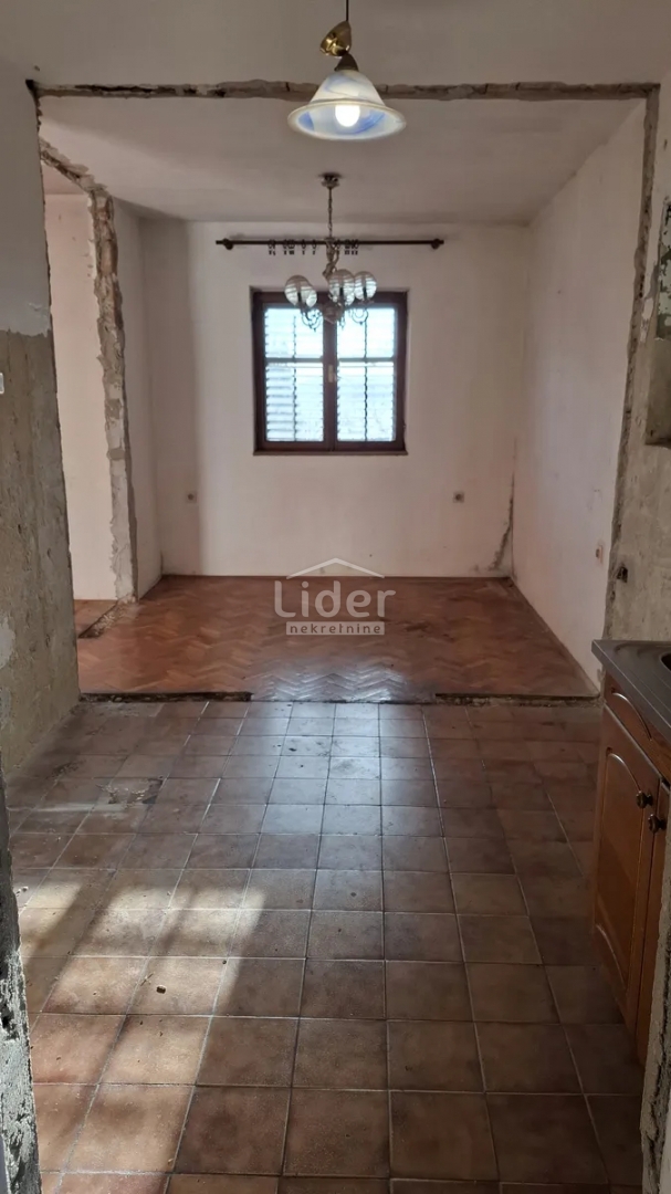 Hiša Kostrena, 230m2