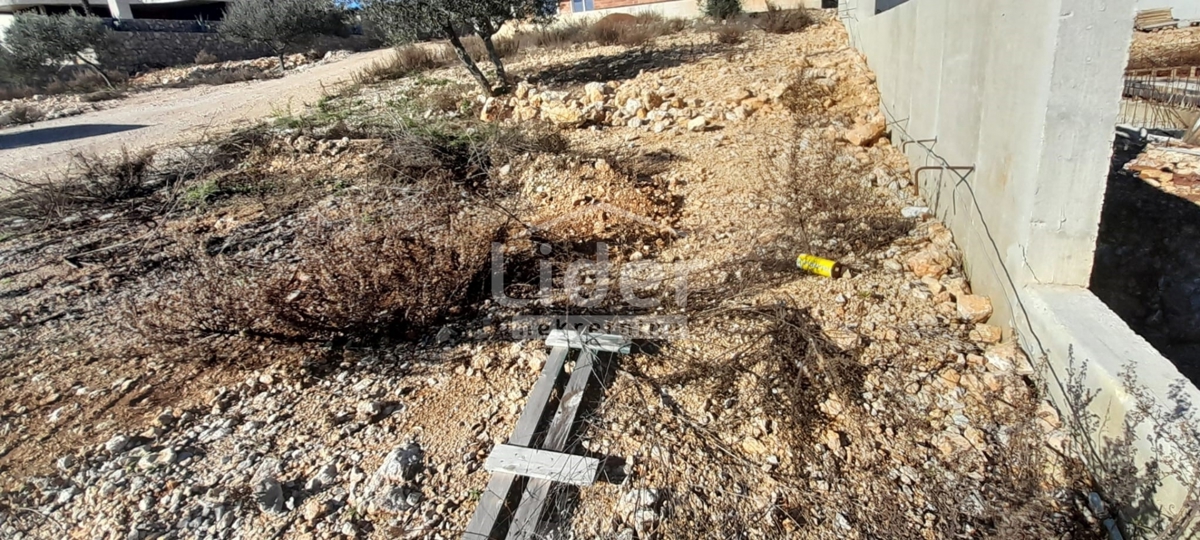 Zemljišče Krk, 852m2