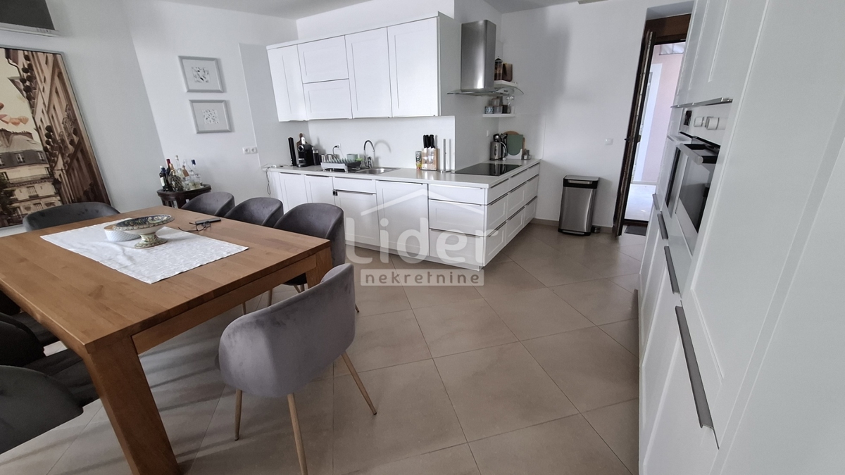 Stanovanje Crikvenica, 105m2