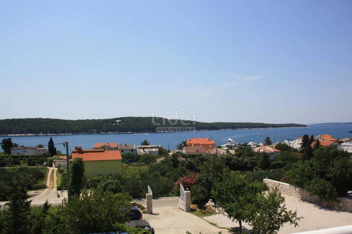 Hiša Barbat na Rabu, 500m2