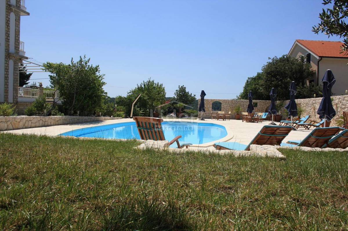 Hiša Barbat na Rabu, 500m2