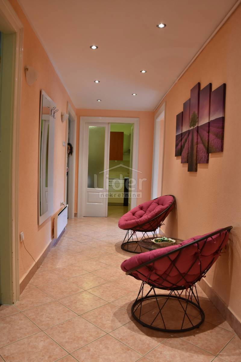 Stanovanje Centar, 73m2