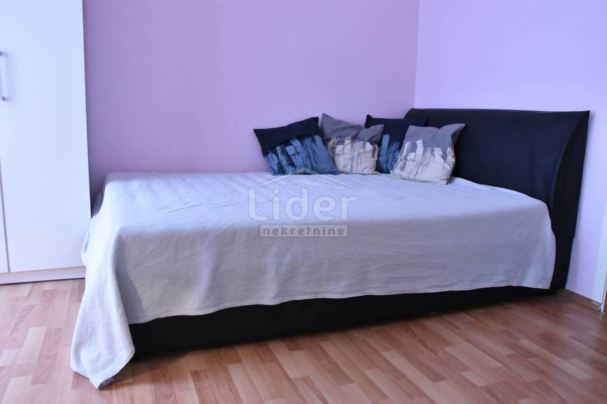 Stanovanje Centar, 73m2