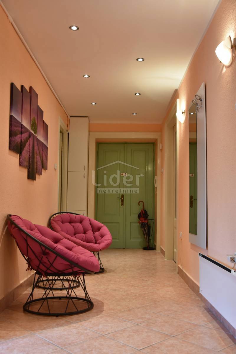 Stanovanje Centar, 73m2