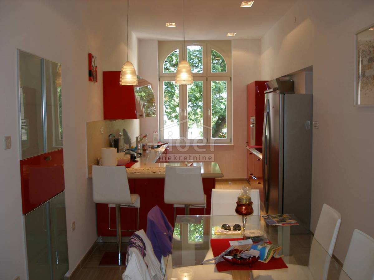 Stanovanje Opatija - Centar, 117m2