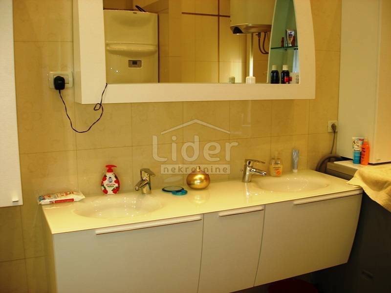 Stanovanje Opatija - Centar, 117m2