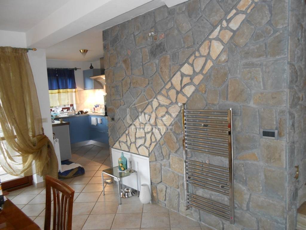 Hiša Rukavac, 180m2