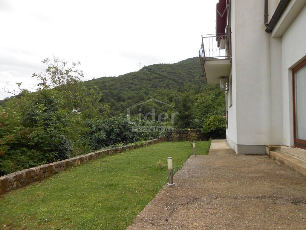 Hiša Rukavac, 180m2