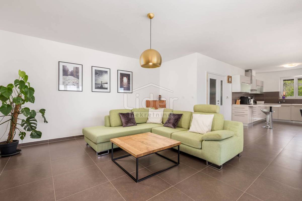 Hiša Veprinac, 200m2