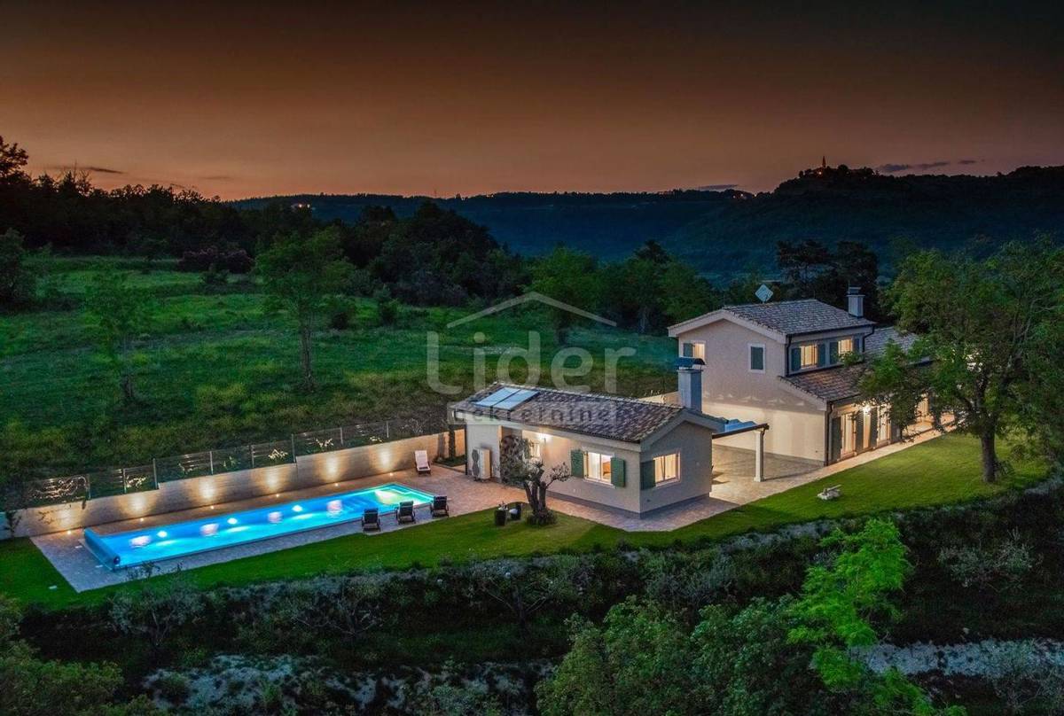 Hiša Grožnjan, 220m2