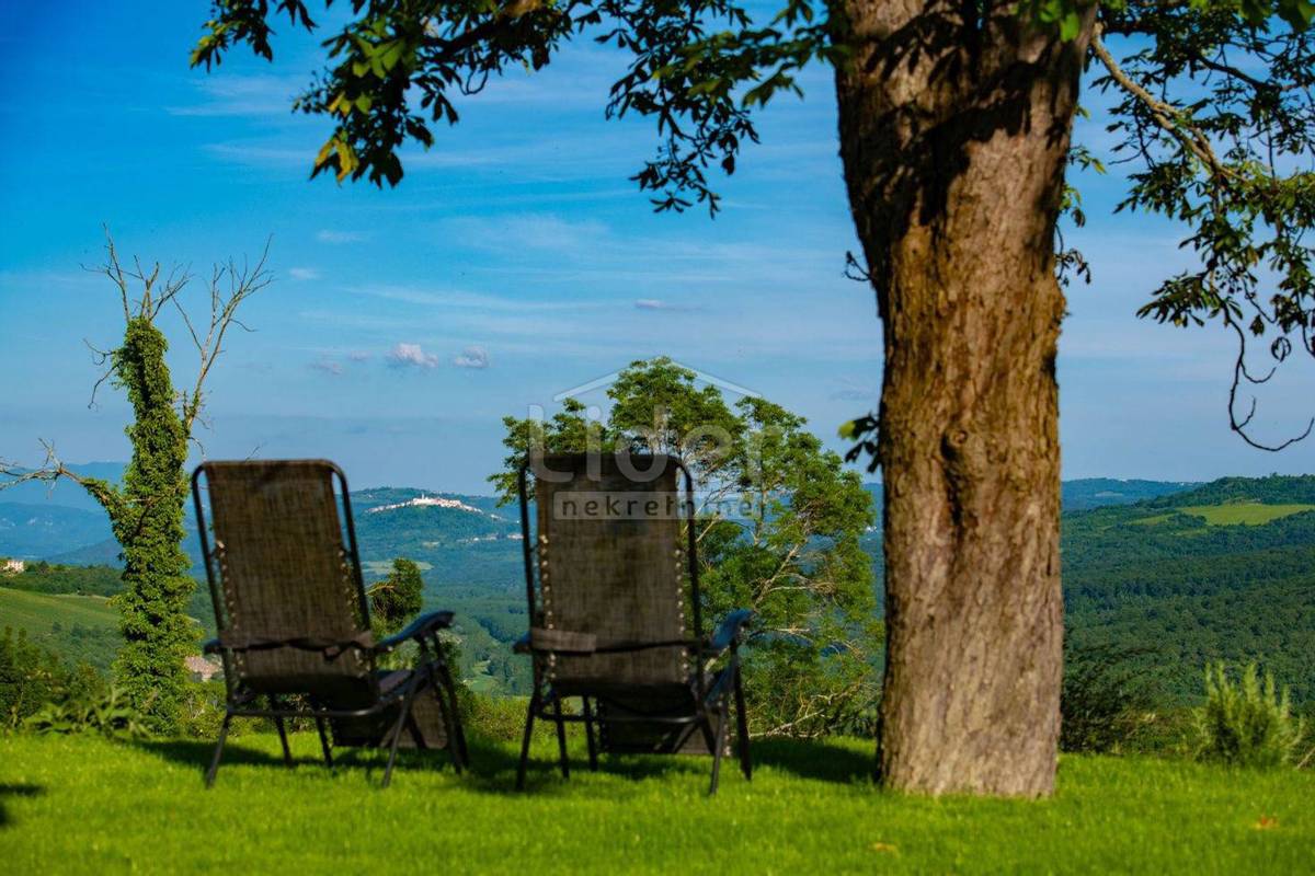 Hiša Grožnjan, 220m2