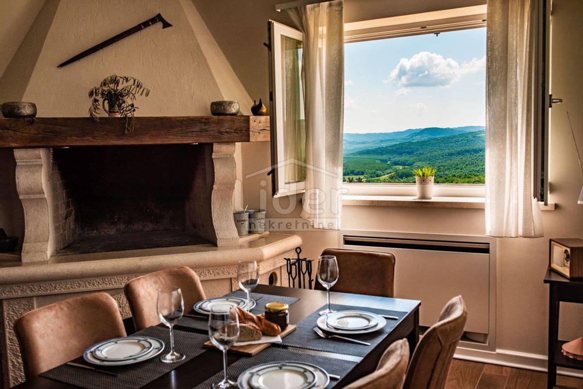 Hiša Grožnjan, 220m2