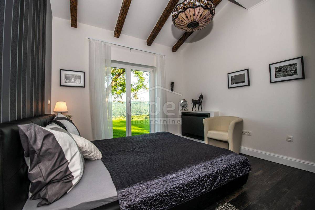 Hiša Grožnjan, 220m2