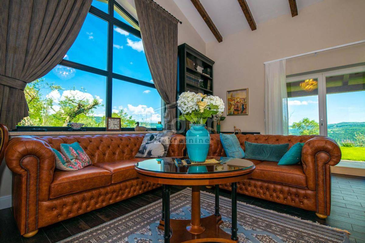 Hiša Grožnjan, 220m2