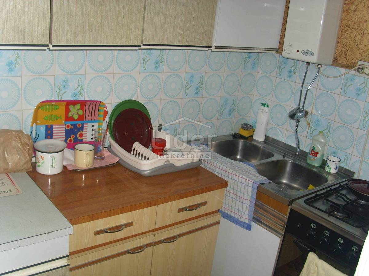 Stanovanje Centar, 77m2