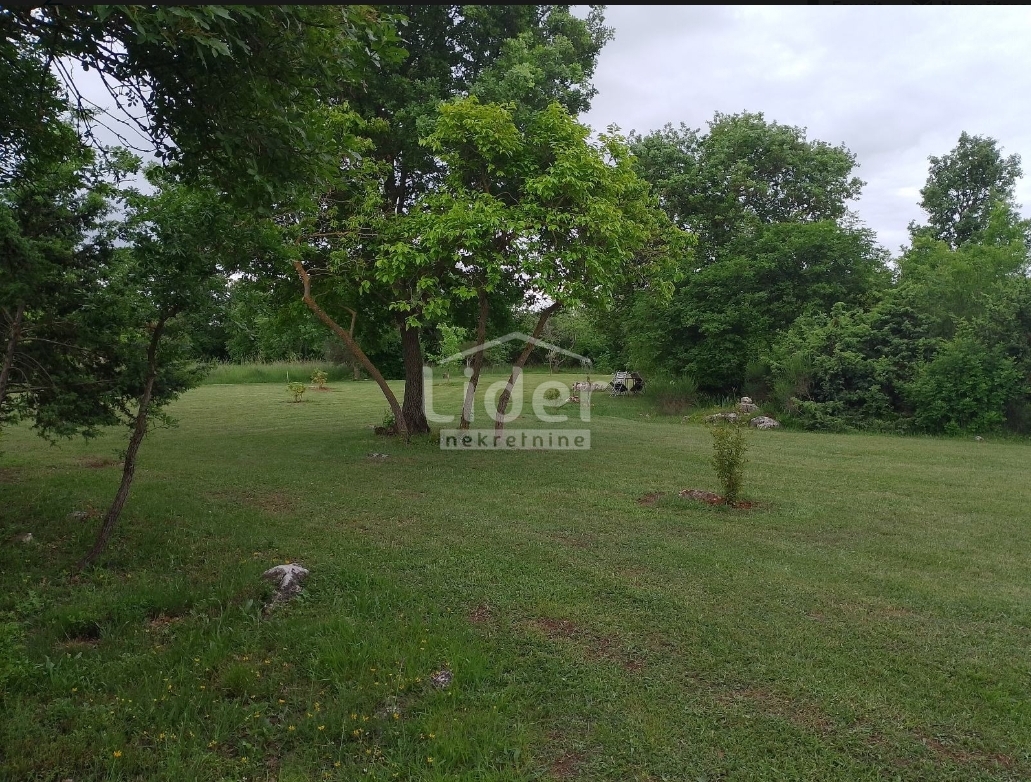 Zemljišče Rovinj, 4217m2