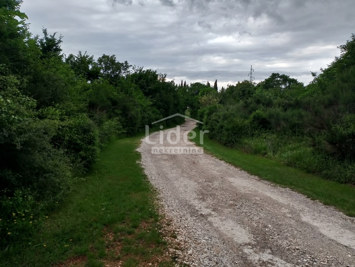 Zemljišče Rovinj, 4217m2