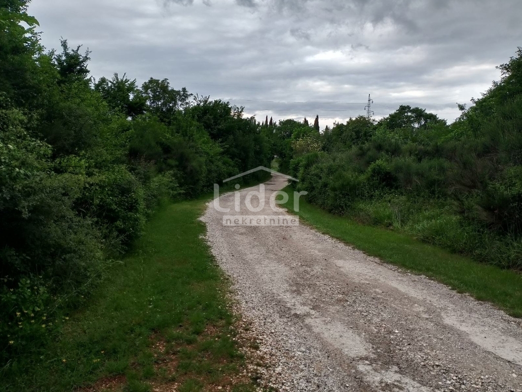 Zemljišče Rovinj, 4217m2