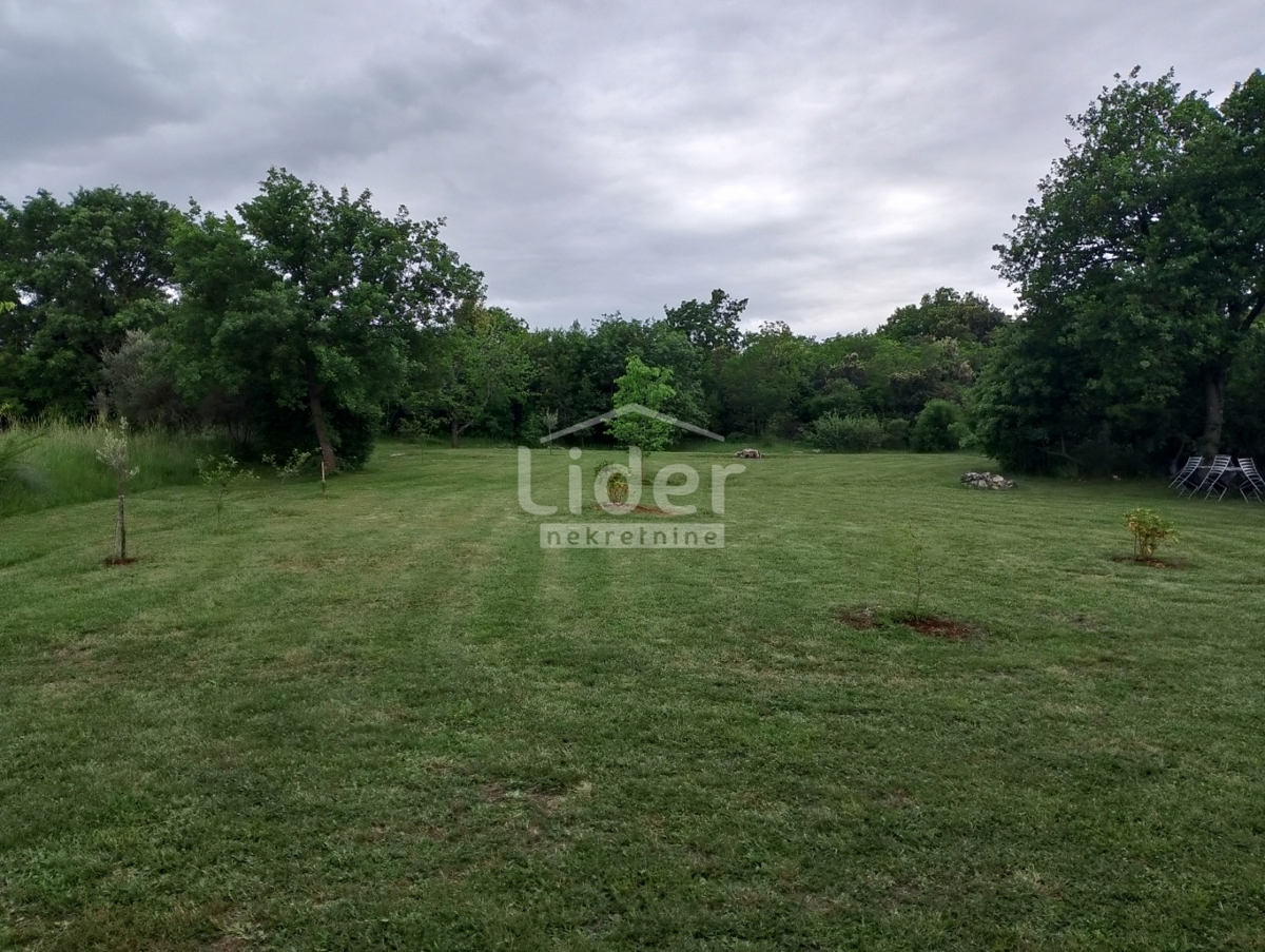 Zemljišče Rovinj, 4217m2