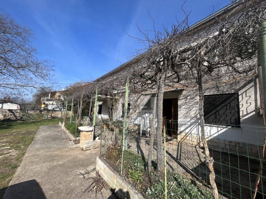 Hiša Plovanija, 200m2