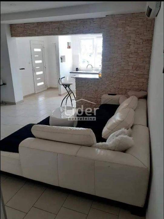 Stanovanje Kantrida, 50m2