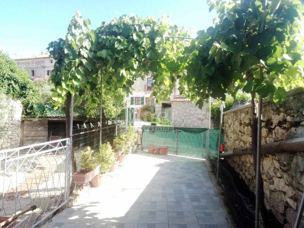 Hiša Brtonigla, 140m2