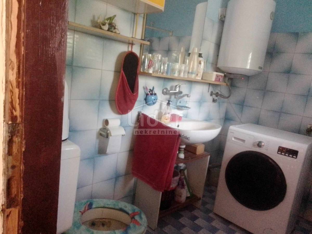 Hiša Brtonigla, 140m2