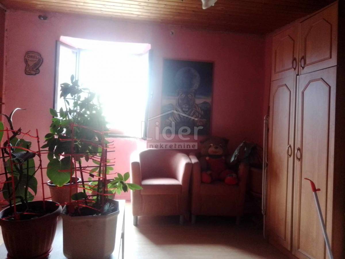 Hiša Brtonigla, 140m2