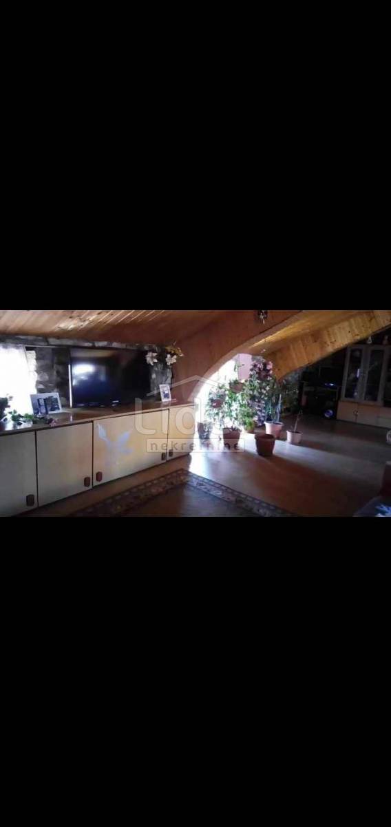 Hiša Brtonigla, 140m2