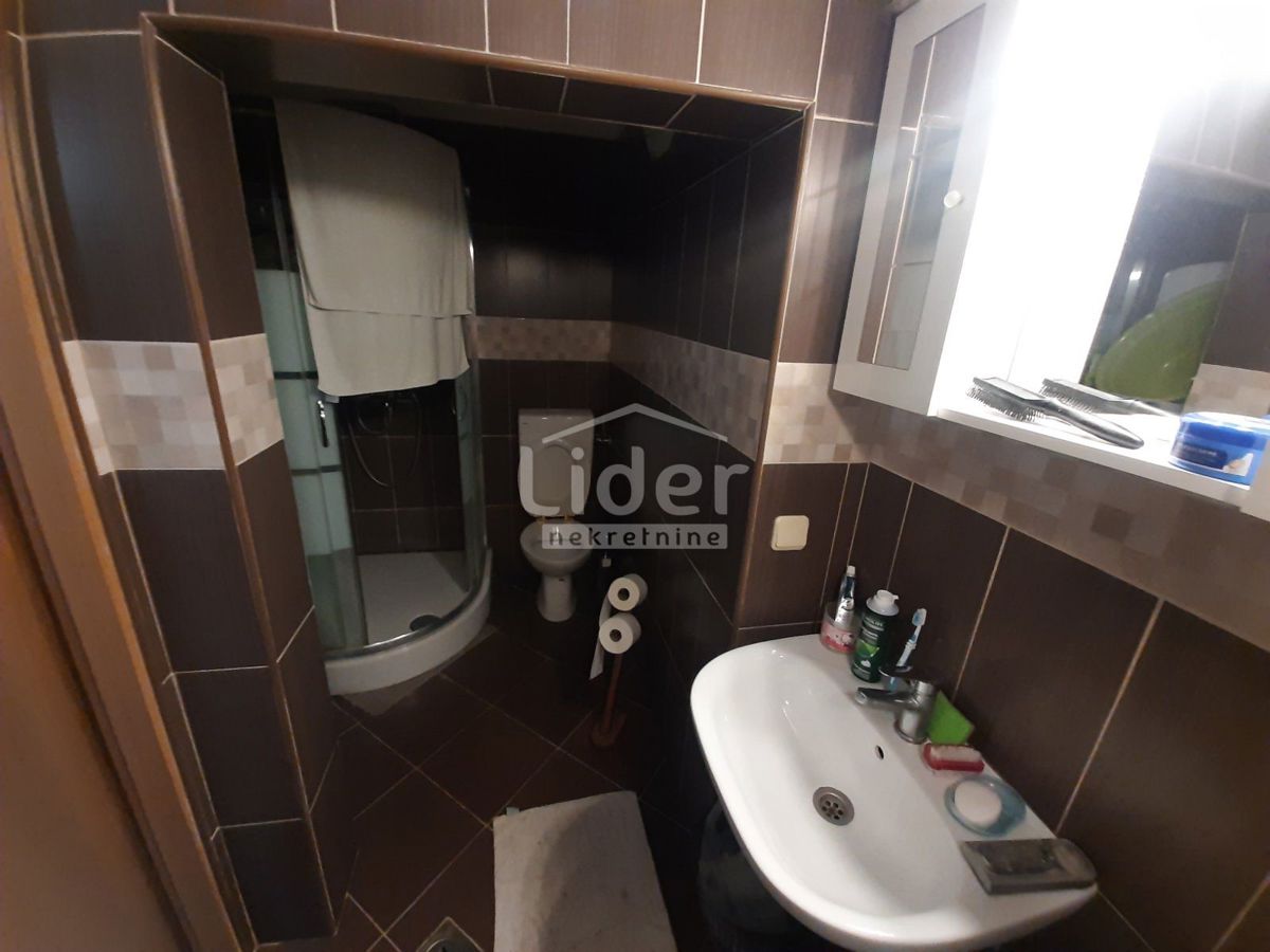 Poslovni prostor Mlaka, 219m2