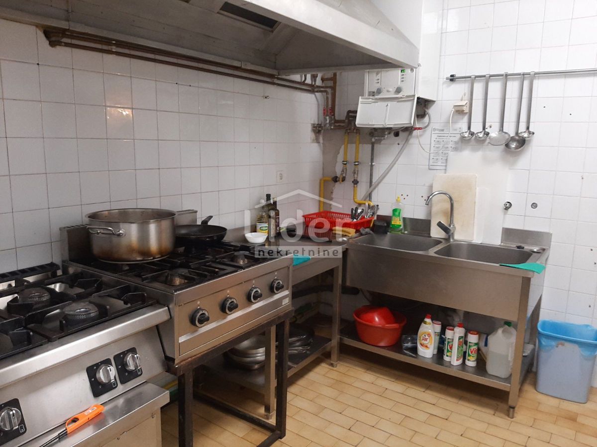 Poslovni prostor Mlaka, 219m2