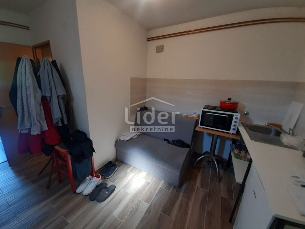 Poslovni prostor Mlaka, 219m2