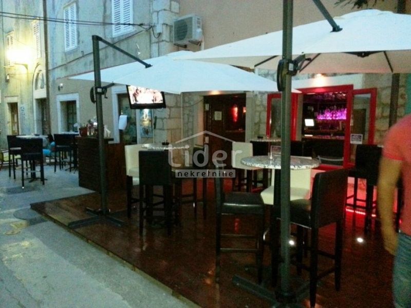 Poslovni prostor Rab, 30m2