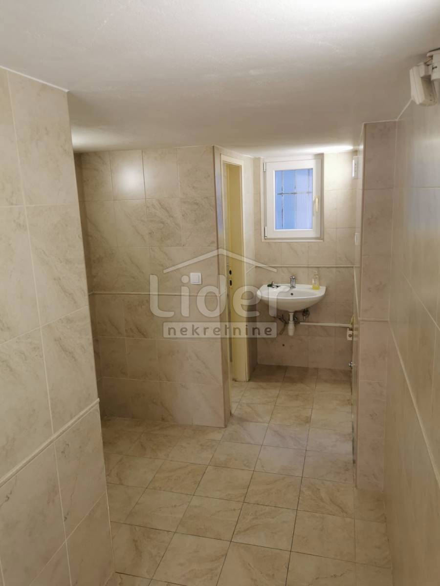 Poslovni prostor Sušak, 321m2