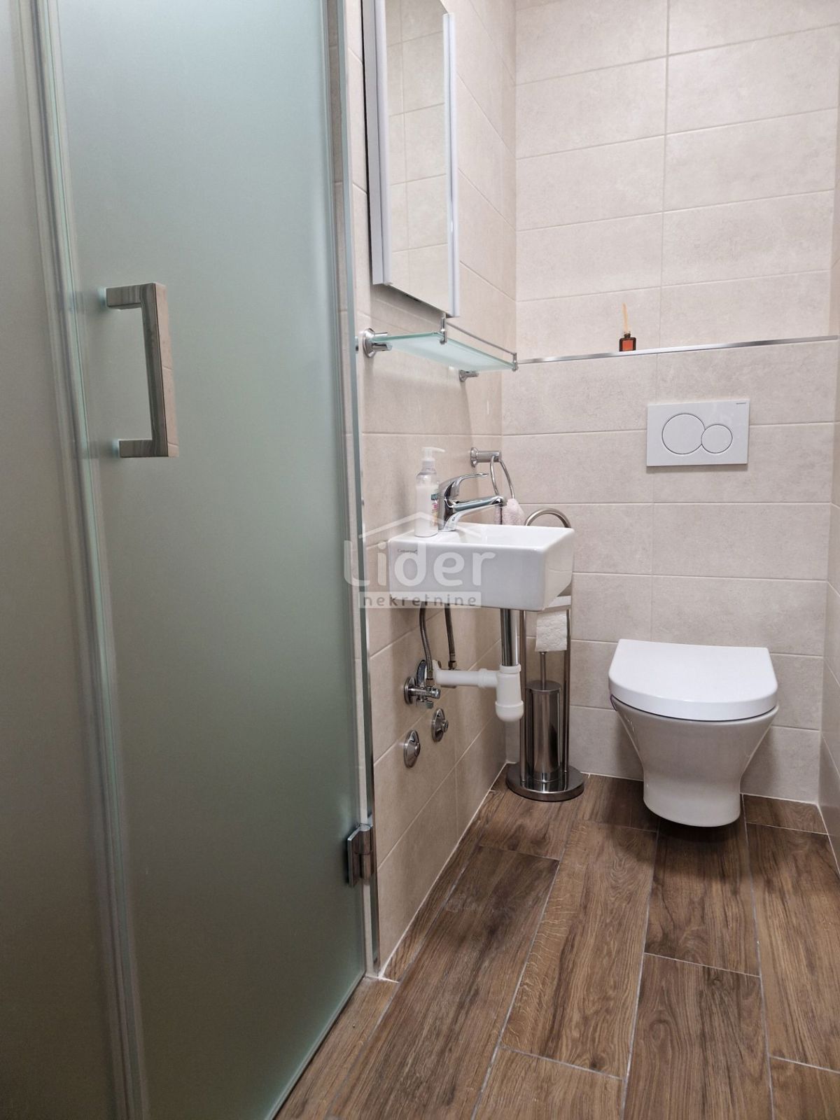 Hiša Glavani, 227m2