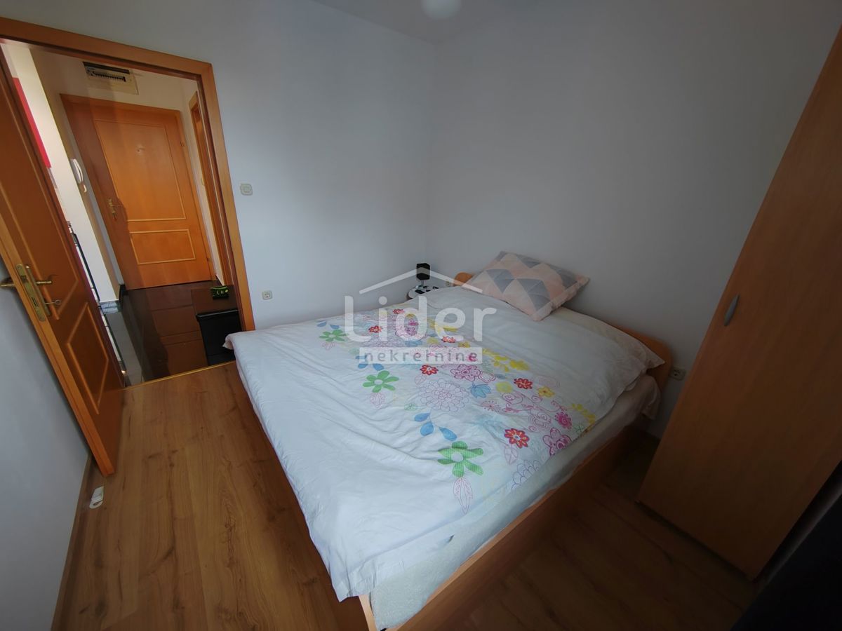 Stanovanje Novalja, 57m2