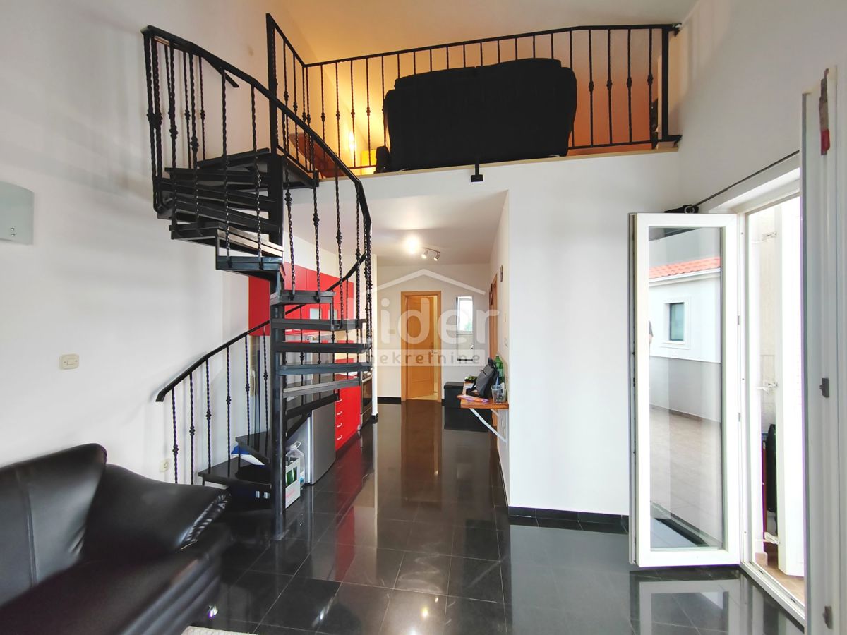 Stanovanje Novalja, 57m2