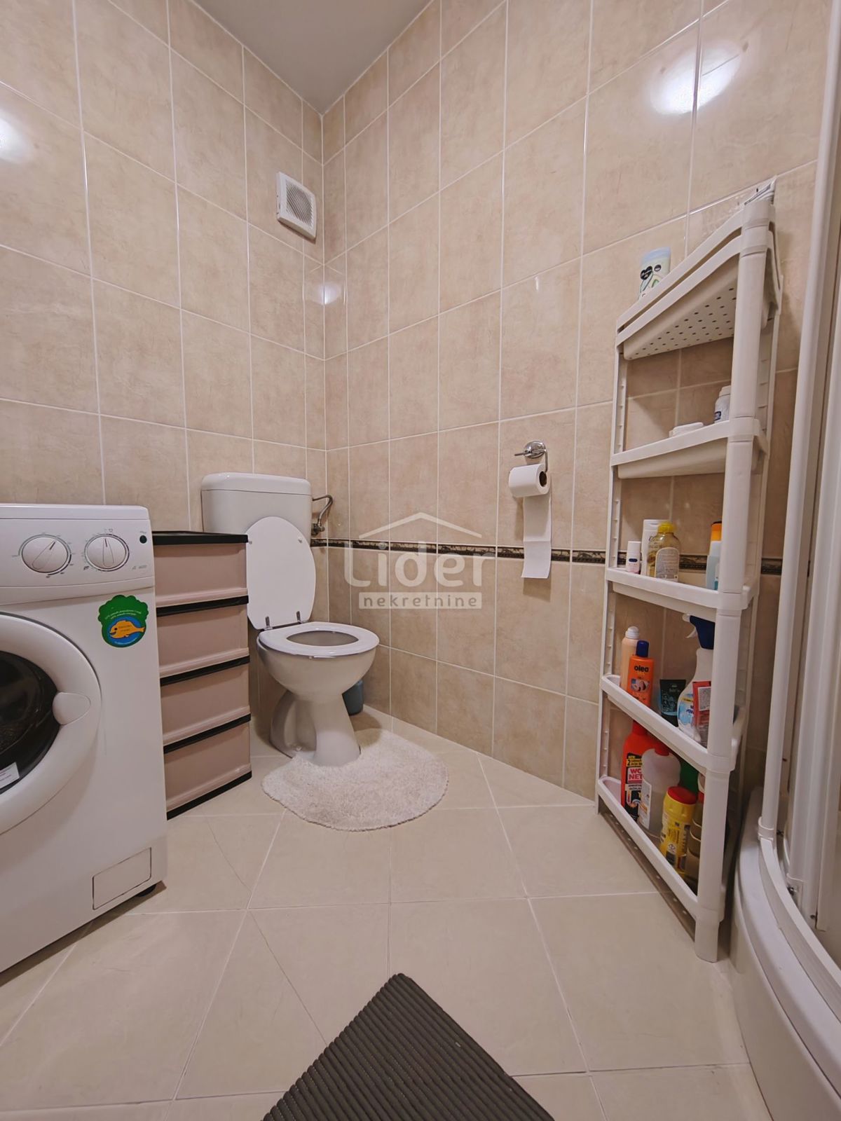 Stanovanje Novalja, 57m2