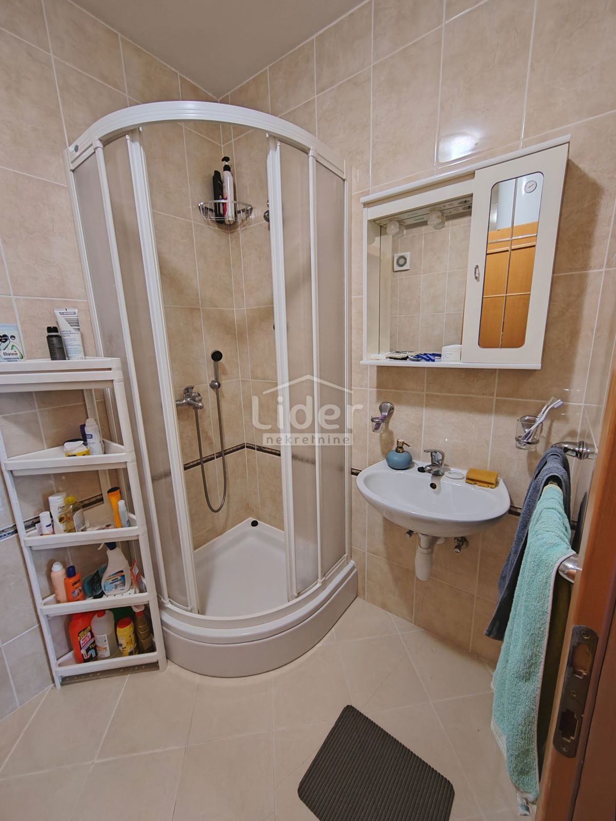 Stanovanje Novalja, 57m2