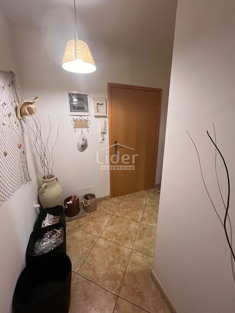 Stanovanje Novigrad, 73m2