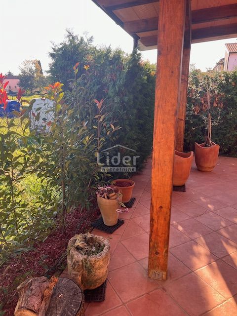 Stanovanje Novigrad, 73m2