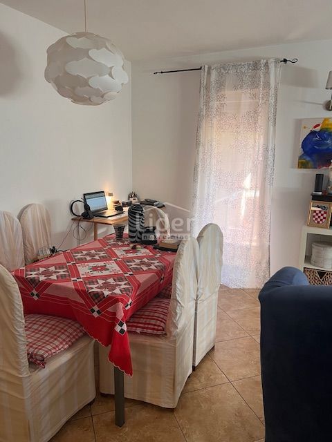 Stanovanje Novigrad, 73m2