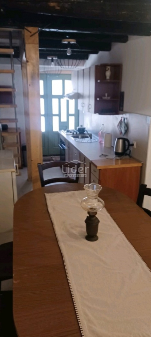 Hiša Veli Iž, 90m2