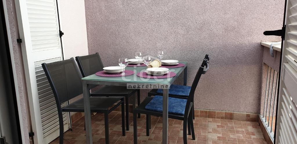 Apartma Novalja, 38m2