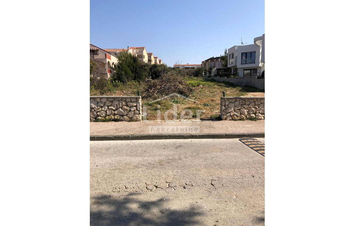 Zemljišče Novalja, 757m2