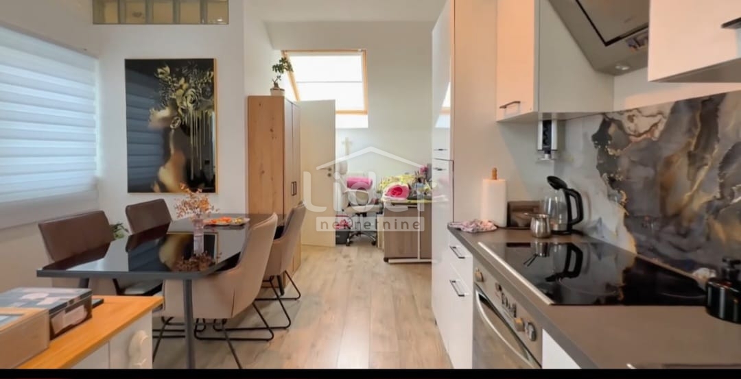 Hiša Ravna Gora, 345m2