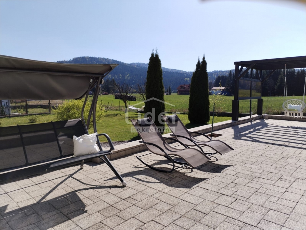 Hiša Ravna Gora, 345m2