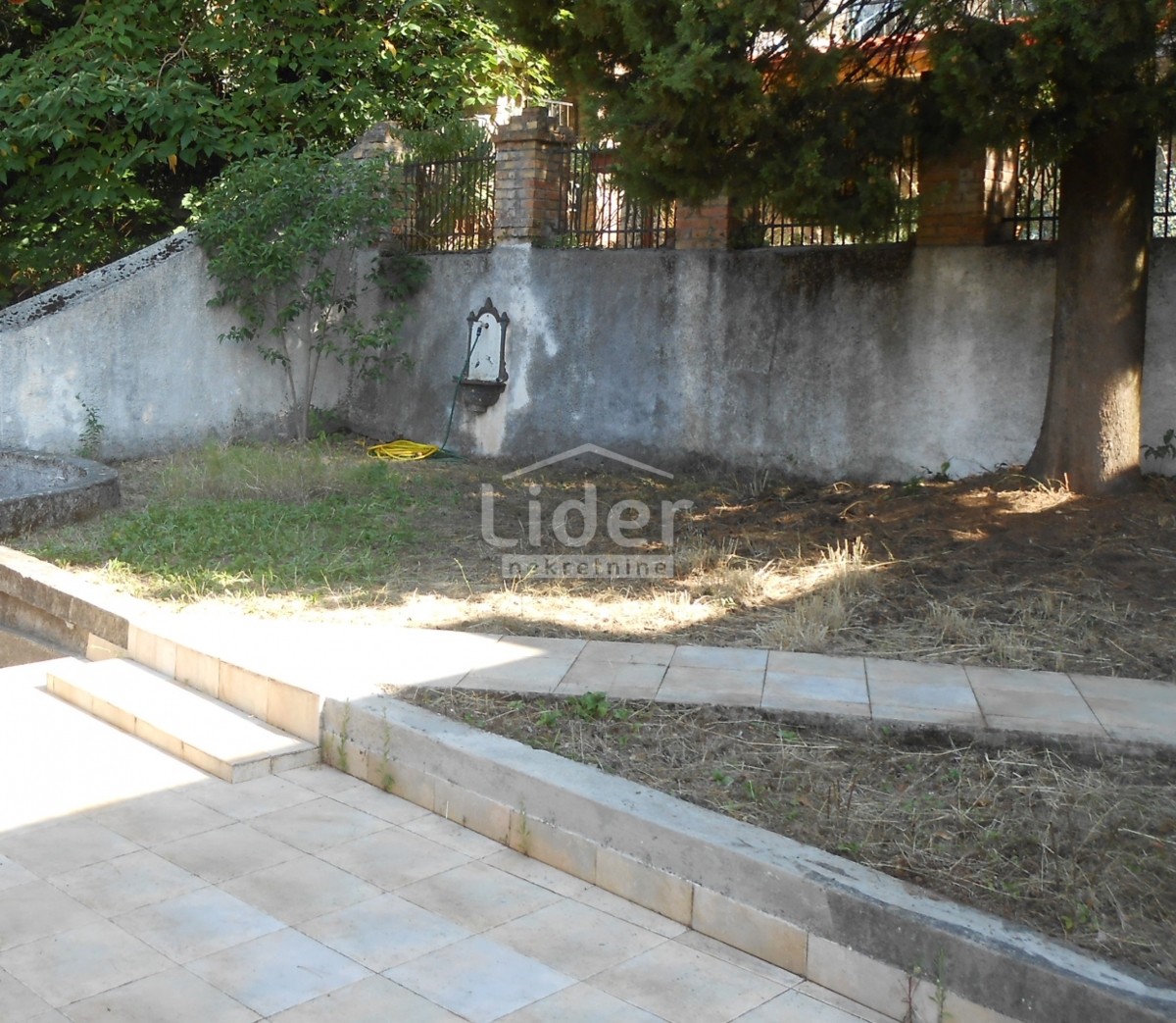 Hiša Bulevard, 211m2