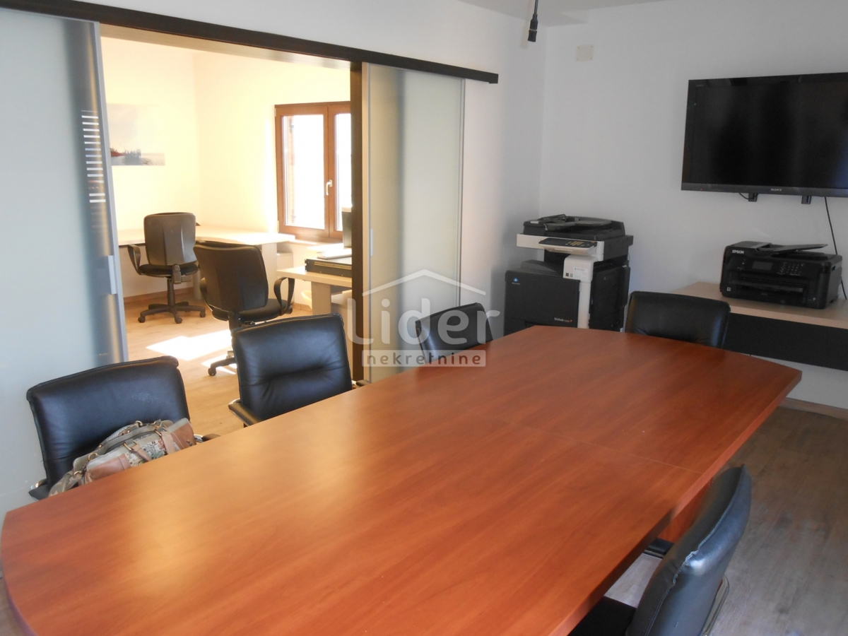 Hiša Bulevard, 211m2