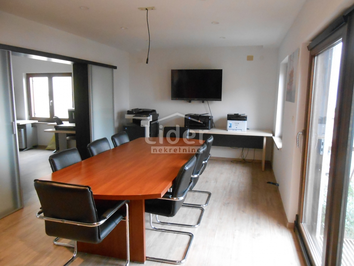 Hiša Bulevard, 211m2